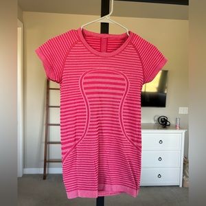 lululemon short sleeve